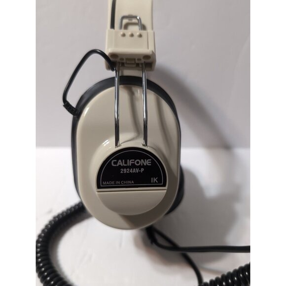 Califone 2924AV-P Over-The-Ear Headband Headphones - 1/4" Jack - 6ft Coiled Cord - Picture 4 of 7